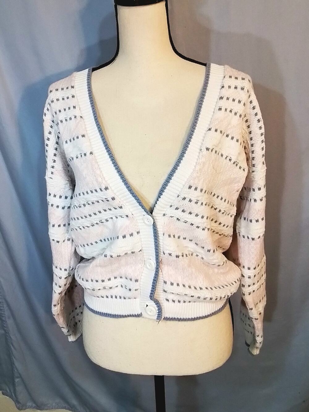 Sweater Exchange; Pink and white sweater